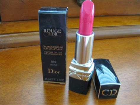 Dior Vogue (565) Rouge Dior Couture Colour Voluptuous Care 